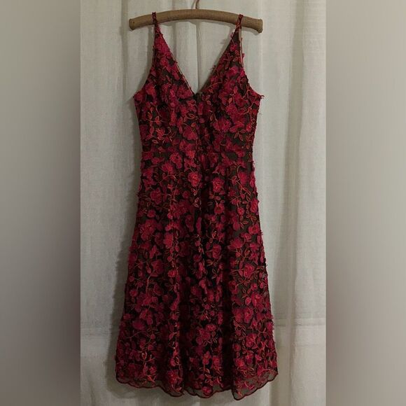 Dress the Population L Elisa Fuchsia Coral Black Tulle V-Nevk & Back Zip Dress - Picture 7 of 17